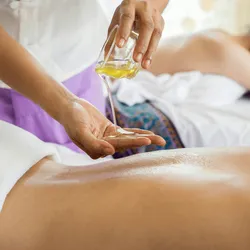 Massage tip calculator — spa and therapy gratuity guide Massage tip calculator — spa and therapy gratuity guide